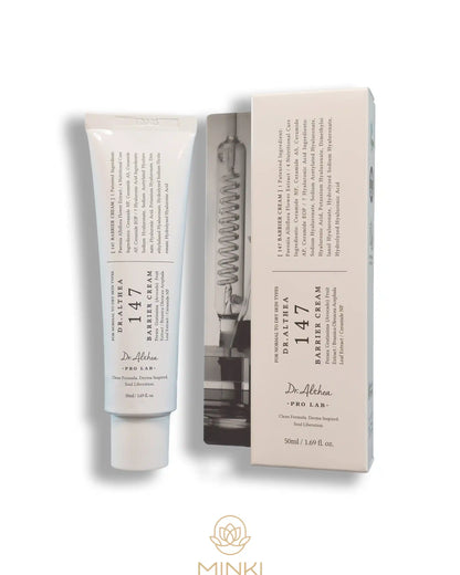 DR. ALTHEA Azulene 147HA Intensive Soothing Cream (147 Barrier Cream) en su envase junto a la caja original